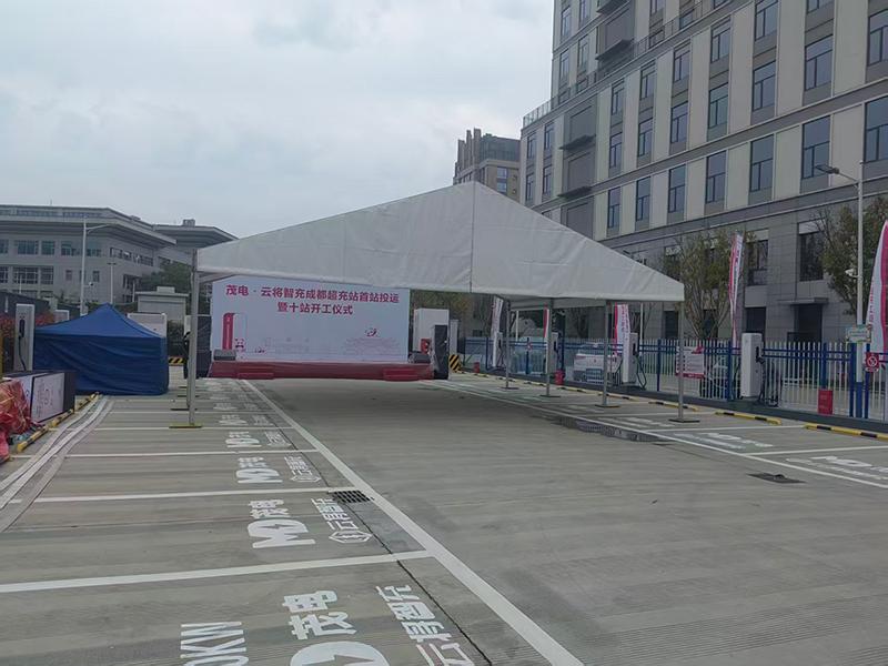 甘孜县雪利婚庆篷房租赁专属定制：浪漫空间，为婚礼注入专属仪式感